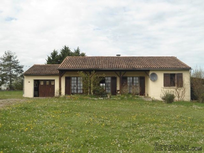 Bungalow With Garden And Garage