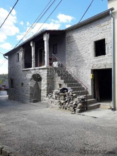 MOTOVUN OKOLICA KAMENA RENOVIRANA KUĆA - 2