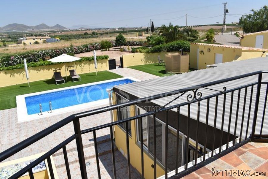 NEW & EXCLUSIVE TO VOSS HOMES - Beautifully renovated.. - 2