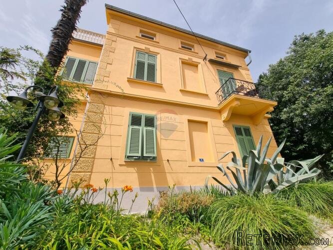 OPATIJA- stan s terasom, pogled na more, blizu plaže - 2