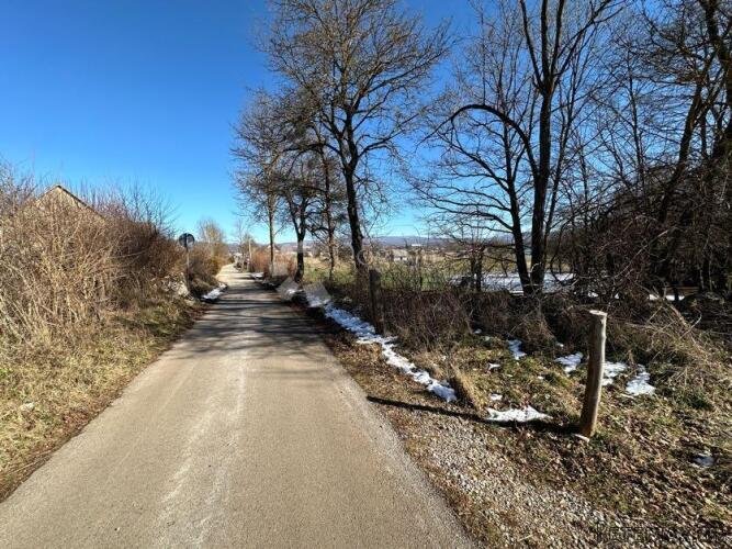 ZEMLJIŠTE NADOMAK PERUŠIČA U PRIRODI 11035M2 GRAĐEVINDKO !! - 2