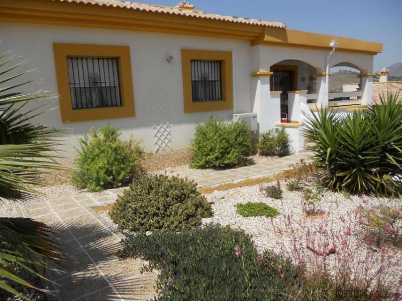 Villa with underbuild (Ref. PV13088) - 2