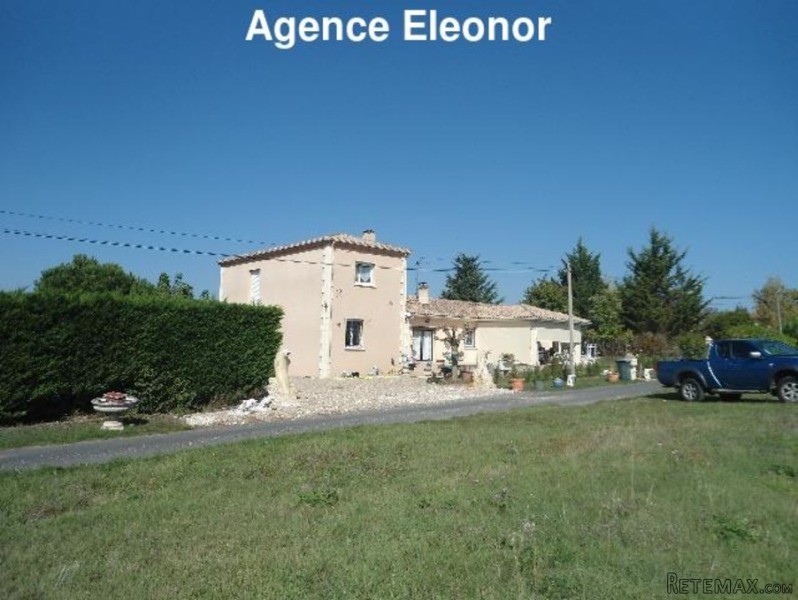 14 Year Old House Situated Within Easy..