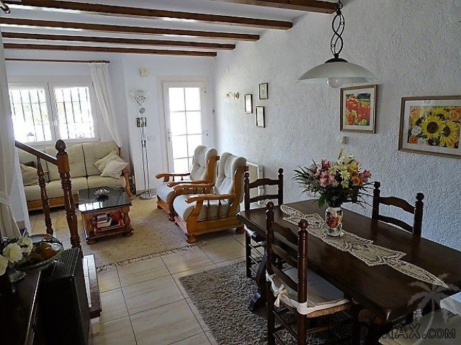 Beautiful townhouse in a small and charming complex with.. - 6