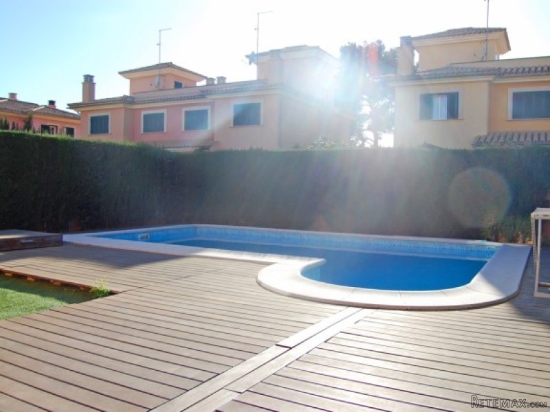 Mediterranean Semi-Detached House - 2
