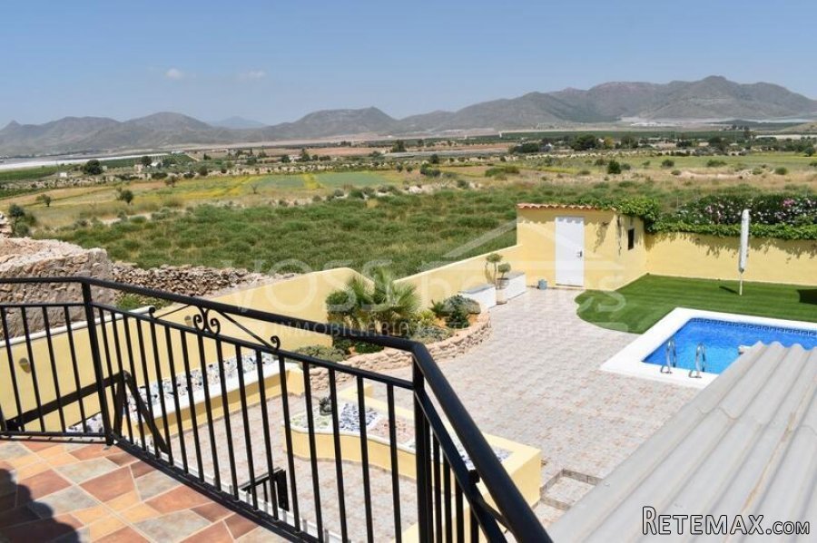 NEW & EXCLUSIVE TO VOSS HOMES - Beautifully renovated.. - 7