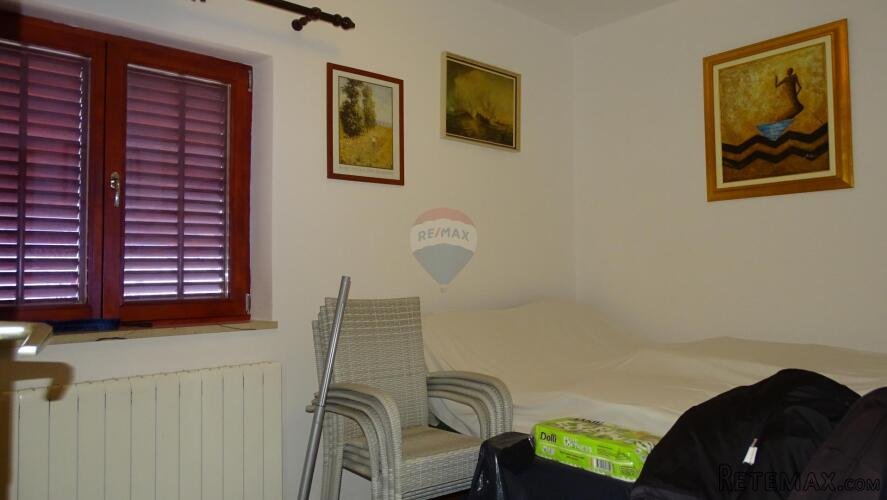 Rijeka - Donja Vežica, samostojeća kuća s dva stana - 7
