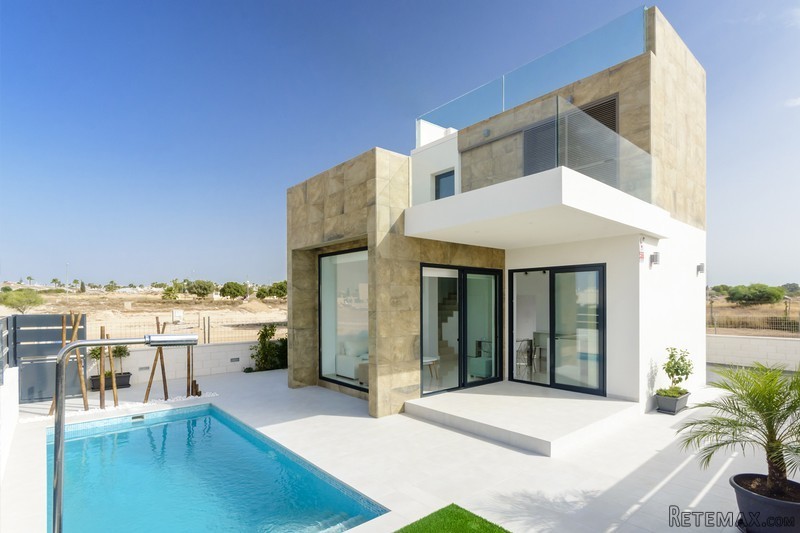3 Bedrooms - Villa - Alicante - For Sale