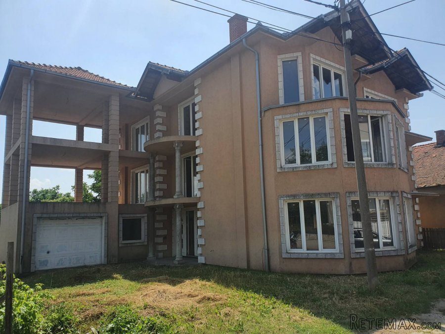 RETKO U PONUDI! Kuca u Smederevskoj Palanci - 11
