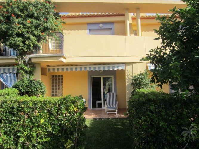 Charming 3 bedroom house located in one of the best areas.. - 2