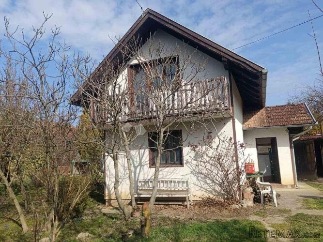 Imanje s dva jezera i kućama na 23.755 m²! - 2