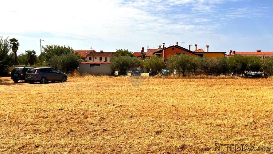 Istra, Umag - građevinsko zemljište 100 m od mora - 2