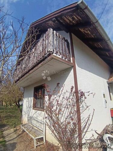 Imanje s dva jezera i kućama na 23.755 m²! - 3