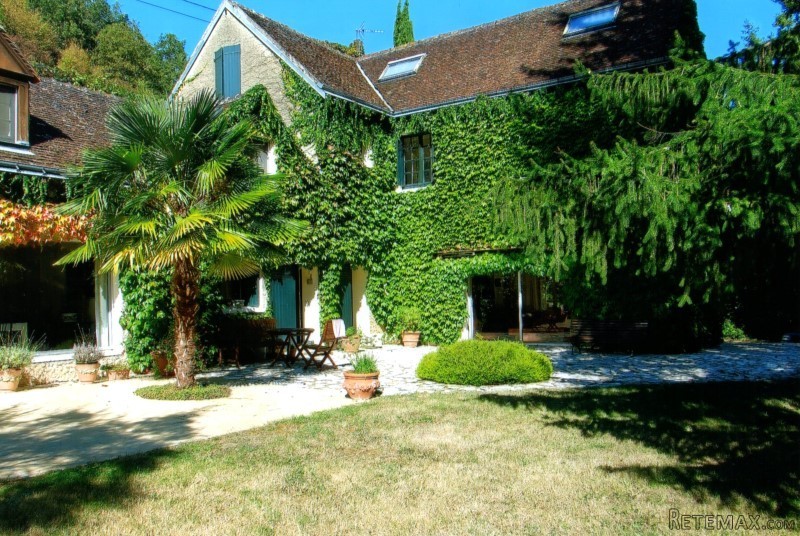 Country Home With Stream And Land