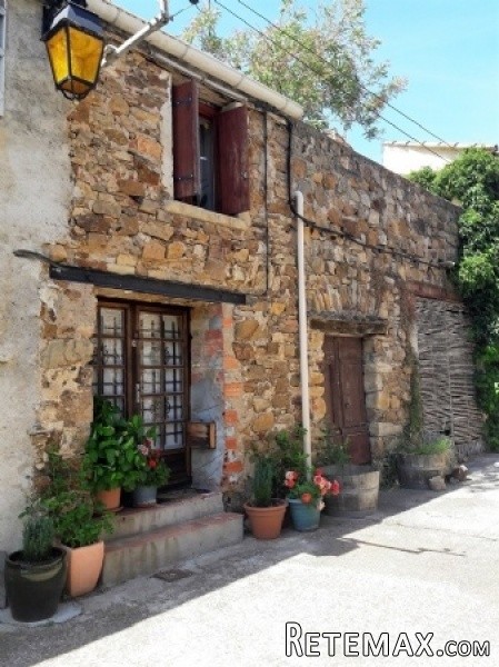 Charming Fully-Furnished Stone House..
