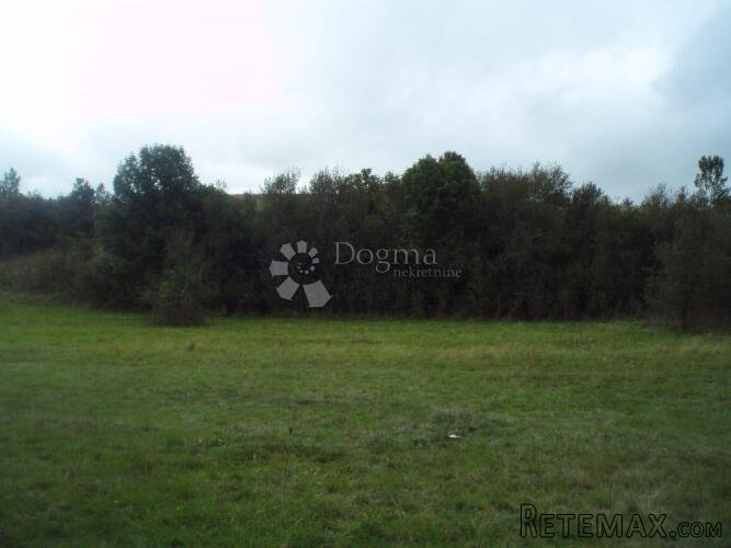 Imanje sa OPG-om u okolici Gospića - 3