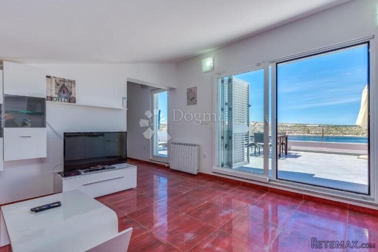 Moderni jednosobni apartman u potkrovlju - 3