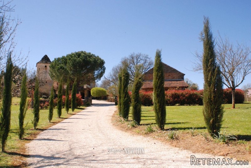 Lot- Bouriane area close to..
