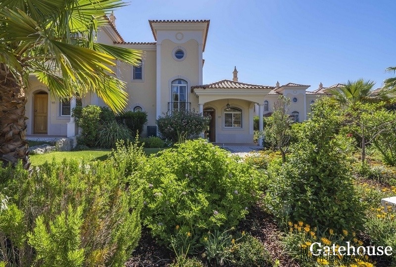 2 Beds Townhouse For Sale In Vale dos.. - 2