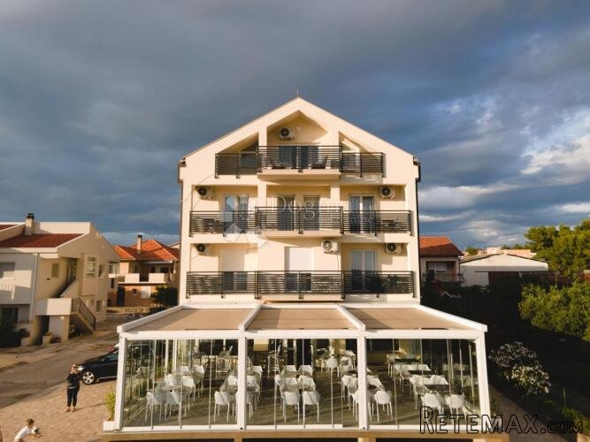 OBITELJSKI HOTEL - ZADAR 983,38 M2