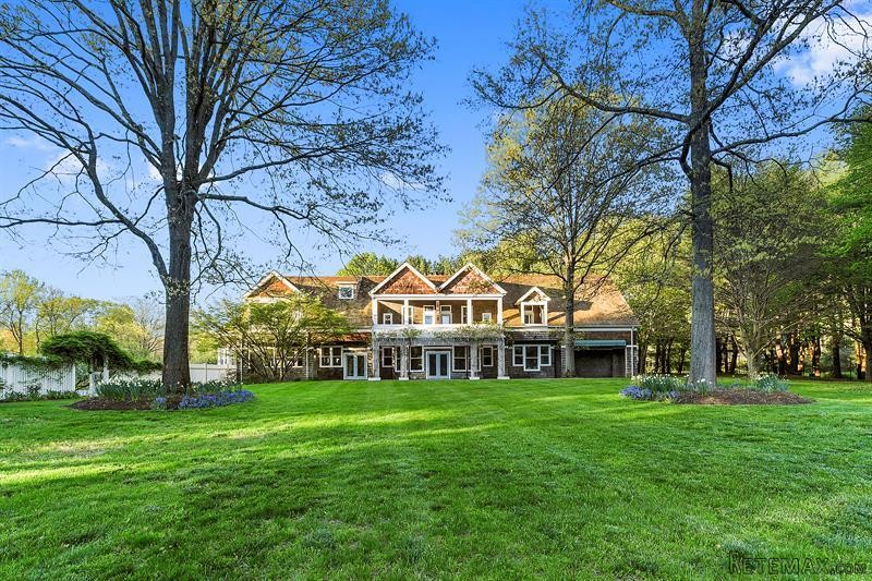 6 bedroom House For Sale: 658 Grant.. - 2