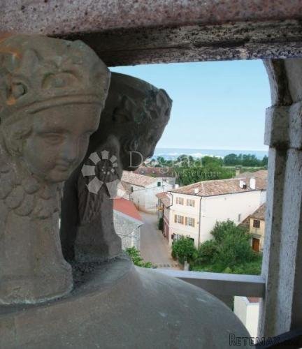 UHODANI OBITELJSKI PANSION S RESTORANOM U KAŠTELIRU - 7