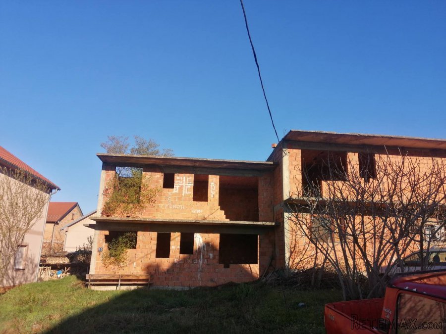 Prodajem nedovrsenu kucu u Lestanima - 8