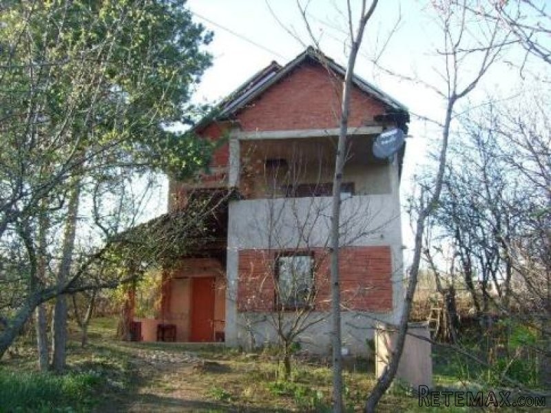 Prodajem kuću