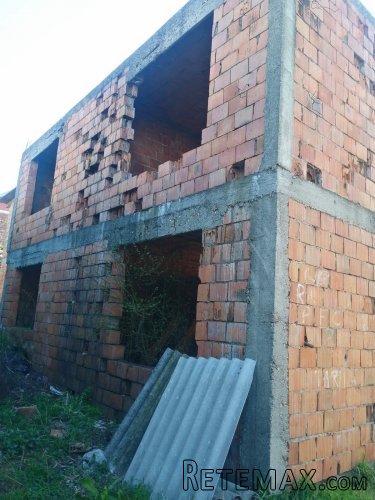 Prodajem nedovrsenu kucu u Lestanima - 10