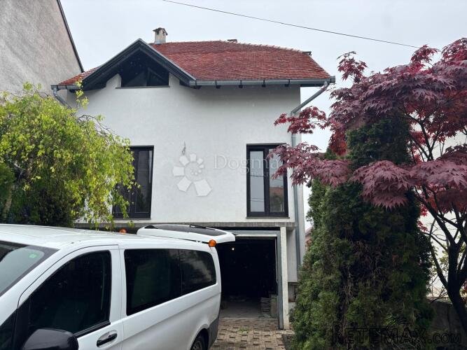 Mikulići – odlična investicija, kuća 283 m² s velikim potenc - 2