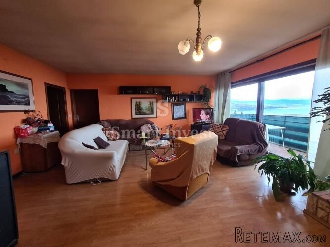 OPATIJA, stan od 187 m2 na mirnoj lokaciji s lijepim..