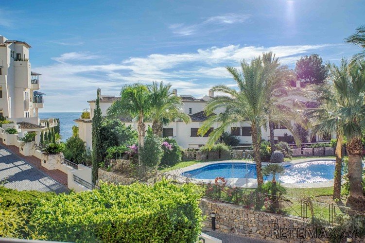 This fantastic apartment with sea views is located in a.. - 3