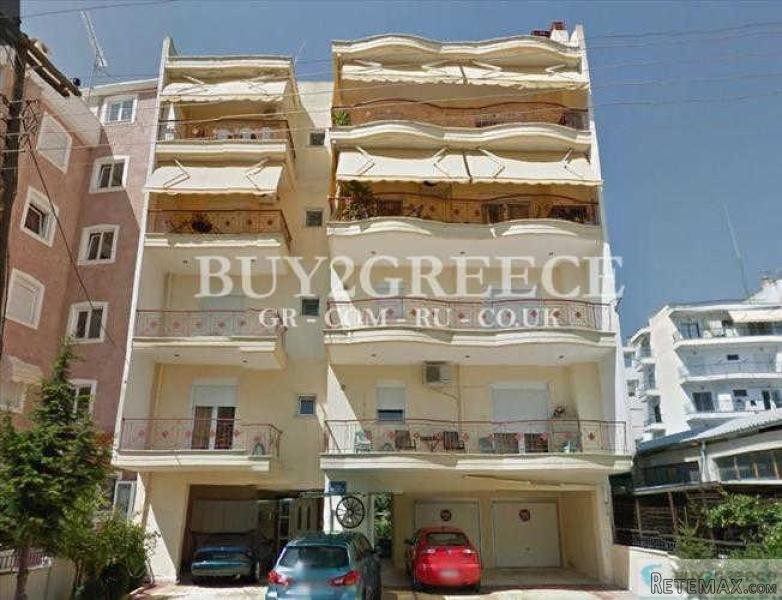 B605- FOR SALE 1ST FLOOR APARTMENT IN..