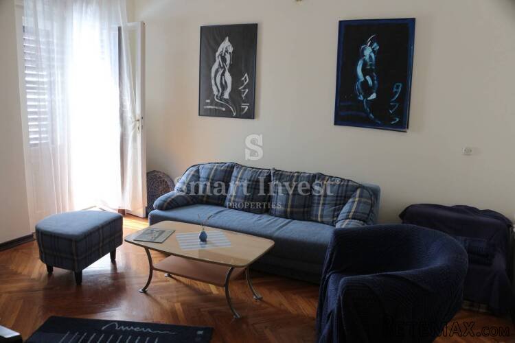 OPATIJA, stan od 112 m2,3S+DB, u strogom centru s parkingom