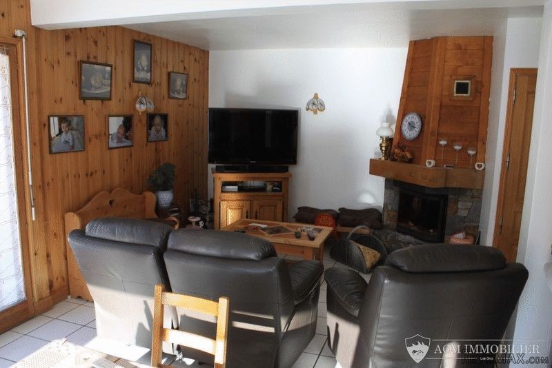 4 Bedroom Chalet, Les Gets - 2