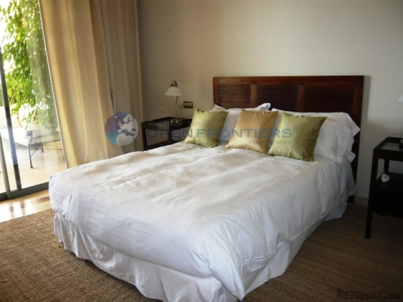 Sotogrande Marina Apartment Front Line..