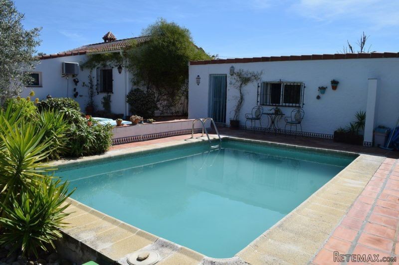 Chalet for Sale in Vinuela, Vinuela..