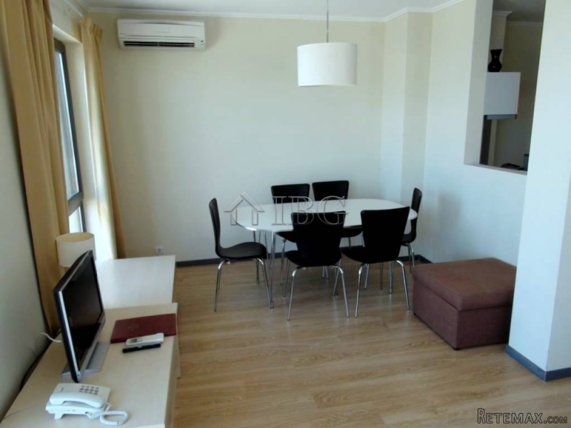 Beachfront 2-bedroom apartment with SEA.. - 2