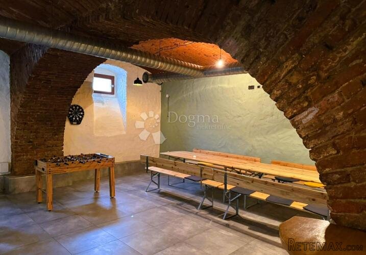 Poseban prostor za vaš koncept - centar Čakovca, 115 m² - 2