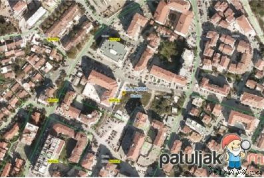 Urbanizovana parcela u centru Budve par metara udaljena od Fakult - 3