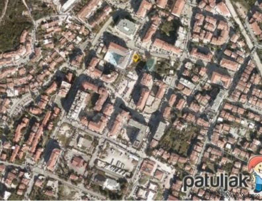 Urbanizovana parcela u centru Budve par metara udaljena od Fakult - 5