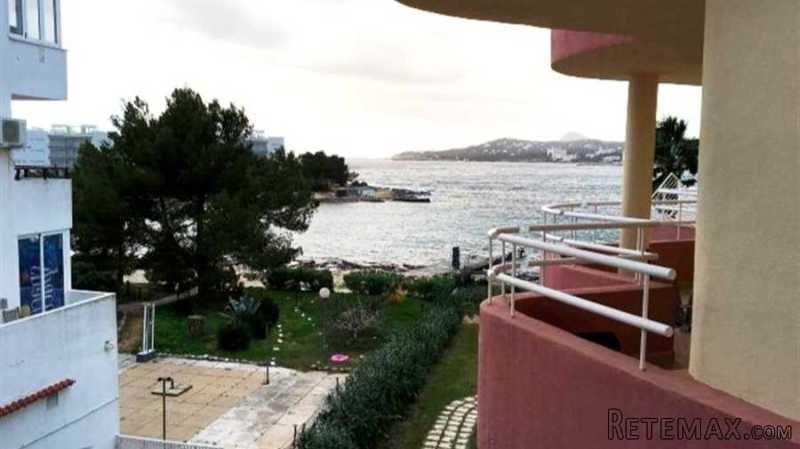 Apartment in 1st sea line with comunity.. - 2