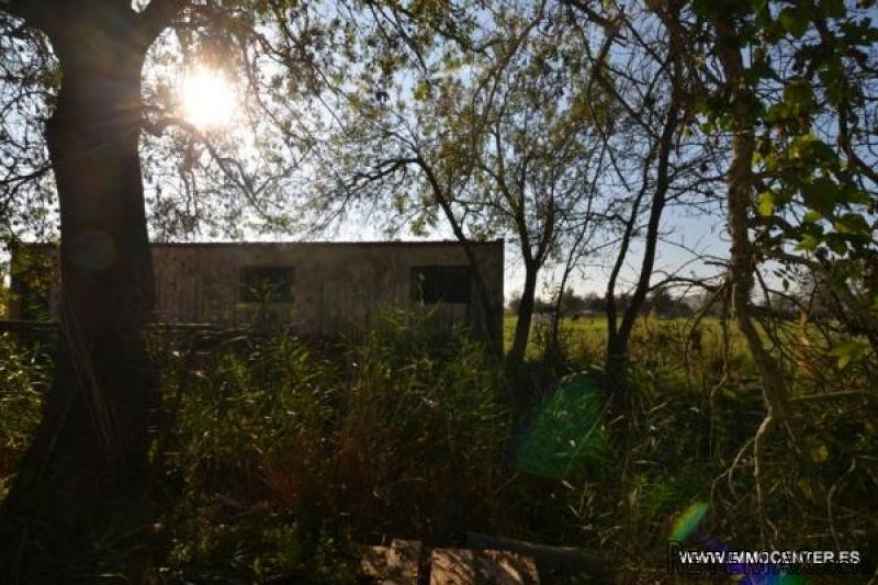 ROSES SANTA MARGARIDA: Rustic land in.. - 2