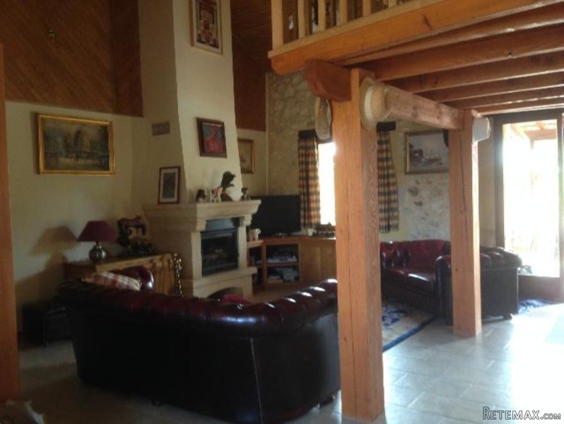 A Fully Renovated Stone Property.. - 2