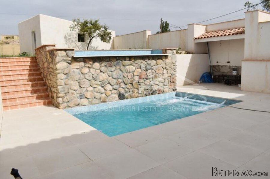 NEW LISTING TO VOSS HOMES - A stunningly renovated (or it.. - 4