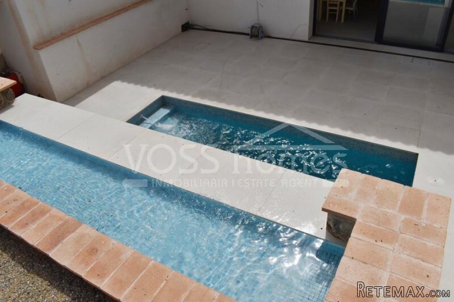 NEW LISTING TO VOSS HOMES - A stunningly renovated (or it.. - 5