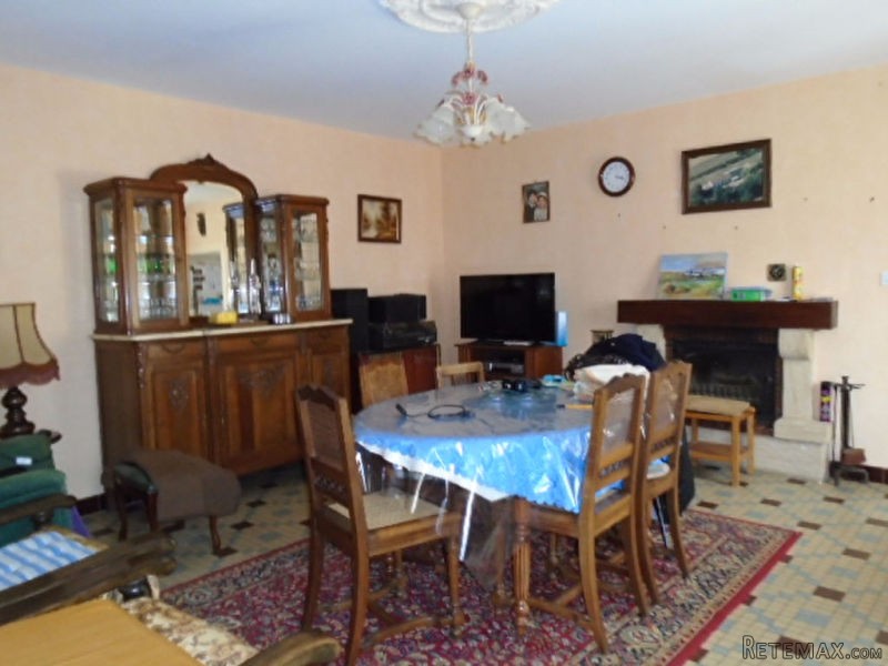 Longere Property with More Potential - 2