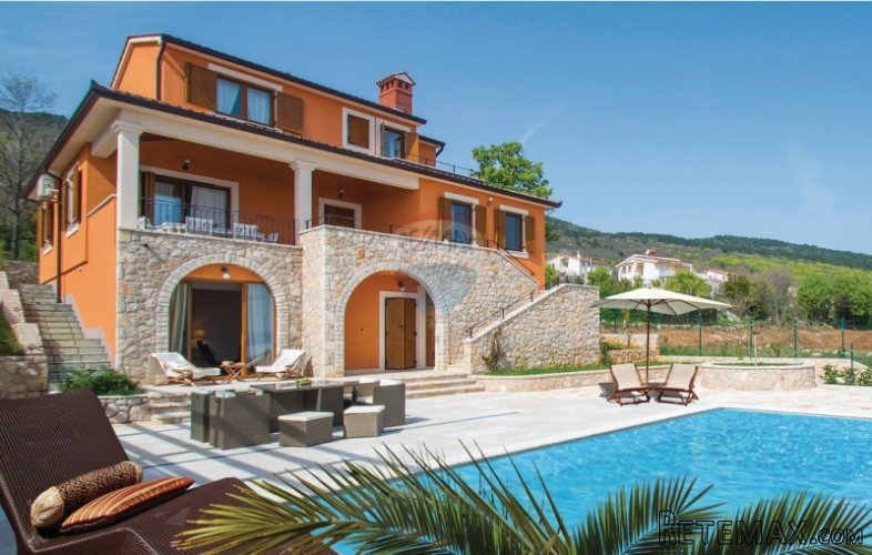Rabac, kuća s fantastičnim pogledom