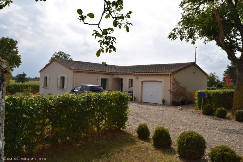 Immaculate 3 Bedroom, 2 Bathroom..