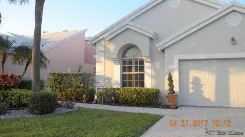8349 Horseshoe Bay Rd, Boynton Beach..